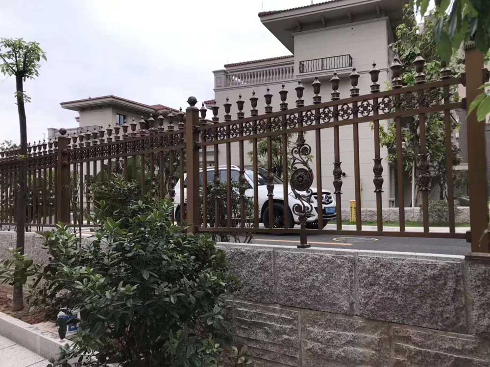 庭院門(mén)圍欄